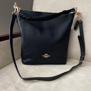 NWOT COACH Leathee Purse